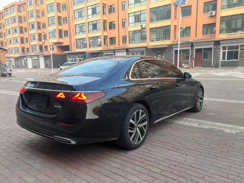 双鸭山24年奔驰E7