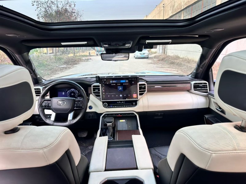 济南24年丰田红杉5