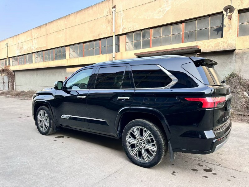 济南24年丰田红杉7