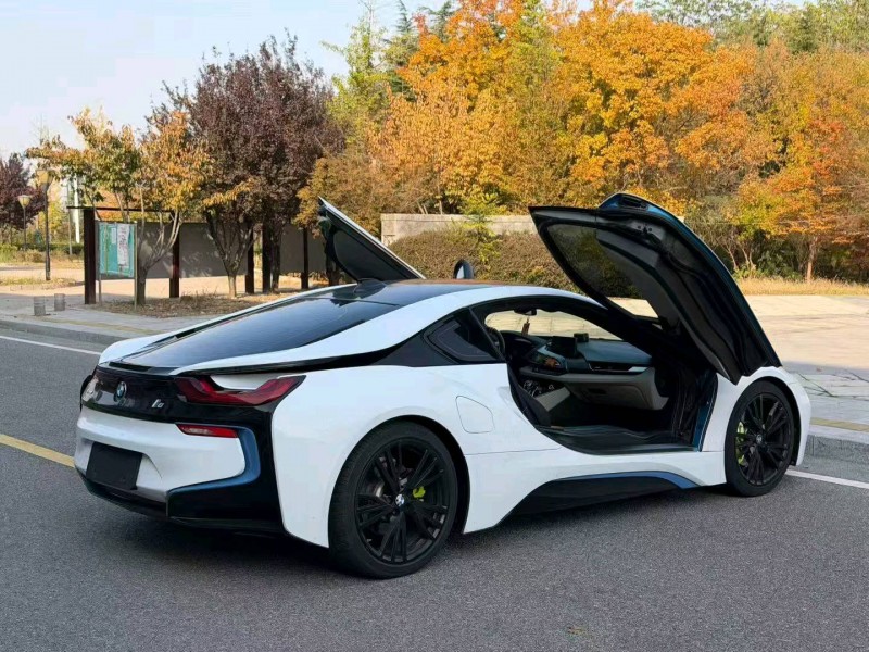 枣庄17年宝马i87