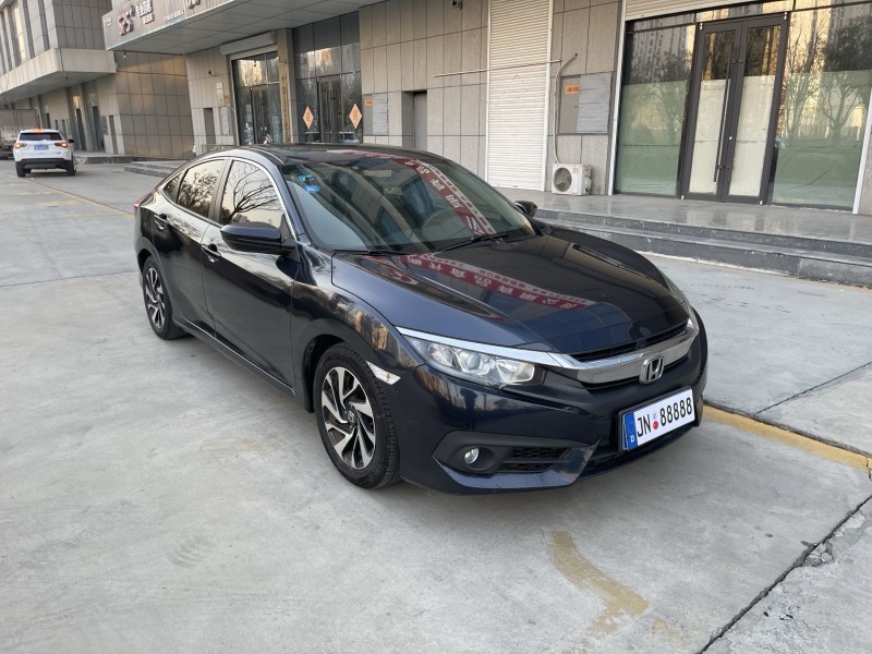 济宁18年本田思域2