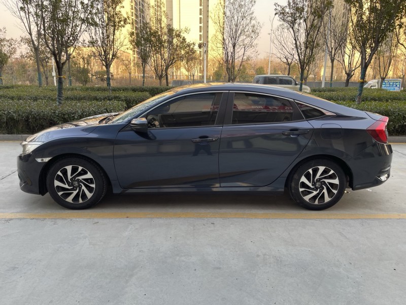 济宁18年本田思域7