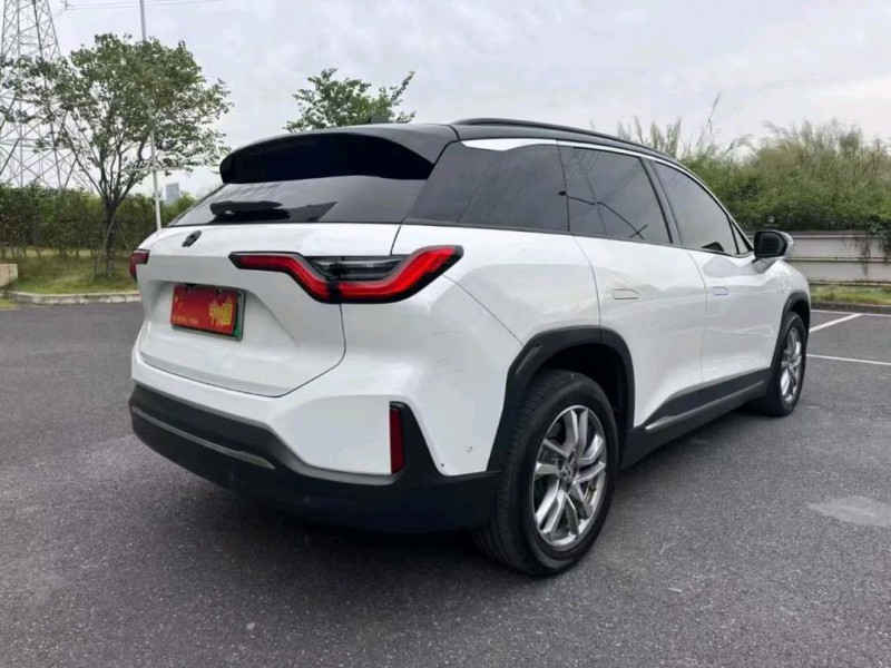 广州22年蔚来ES68