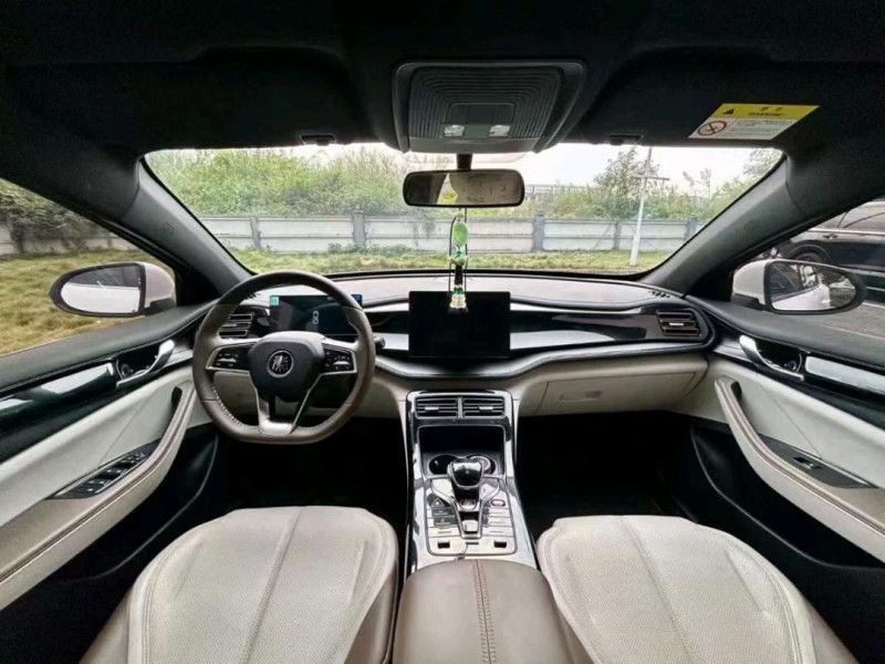 广州24年比亚迪秦4