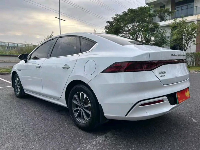 广州24年比亚迪秦9