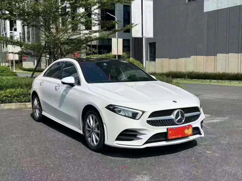 广州19年奔驰A3