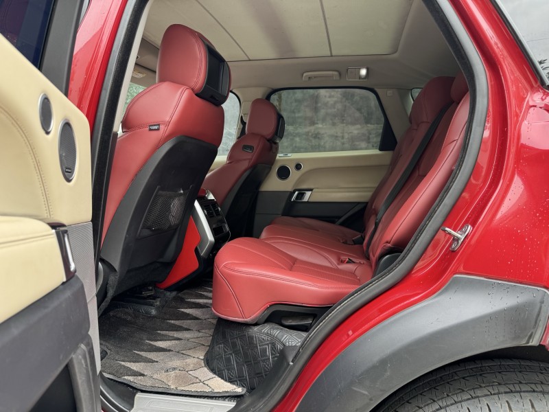 新乡16年路虎揽胜运动7