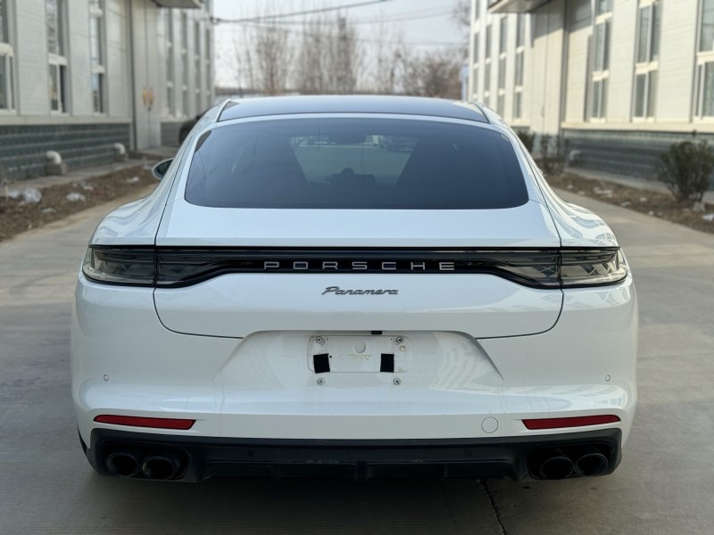 新乡24年保时捷帕拉梅拉3