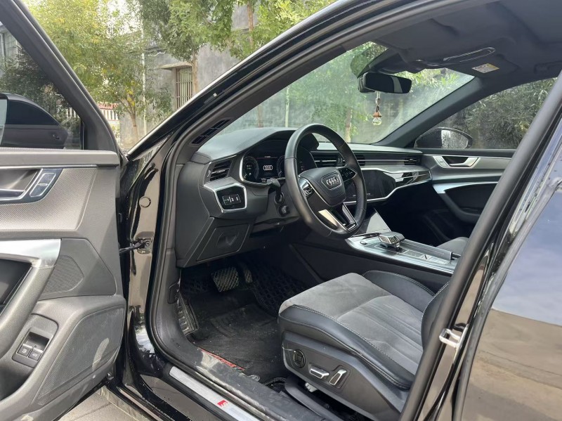 新乡23年奥迪A6L4