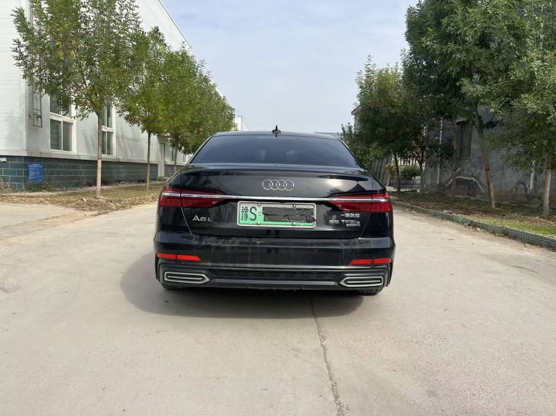 新乡23年奥迪A6L8