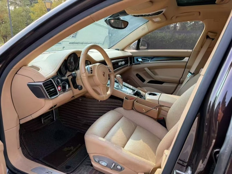 东营15年保时捷帕拉梅拉4