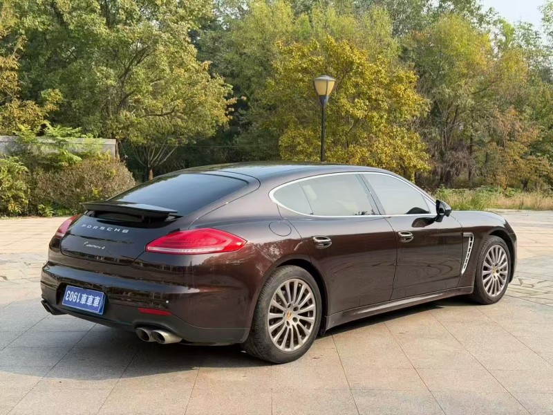 东营15年保时捷帕拉梅拉8
