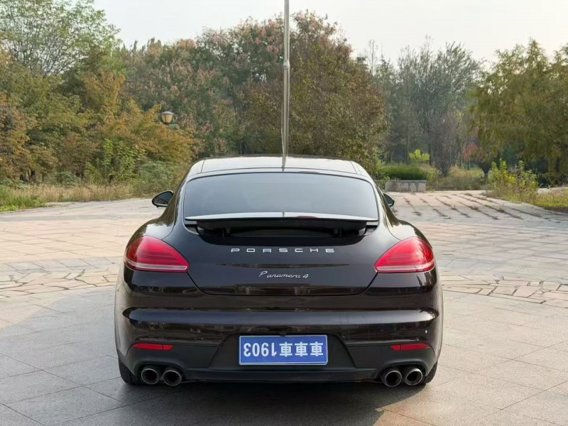 东营15年保时捷帕拉梅拉9