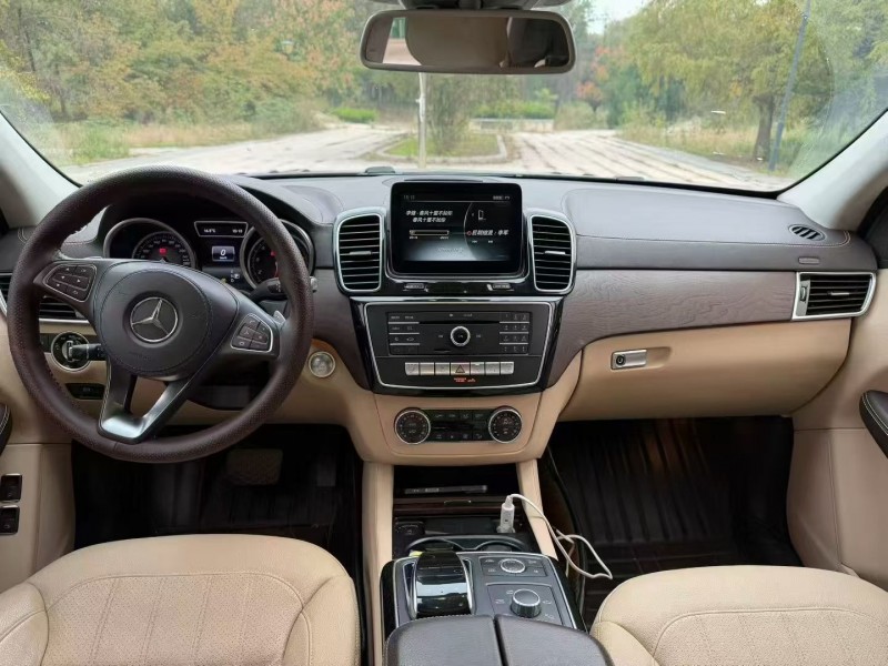 青岛16年奔驰GLS5
