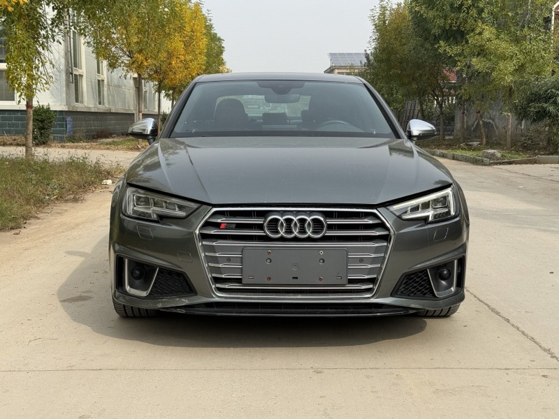 新乡19年奥迪S41