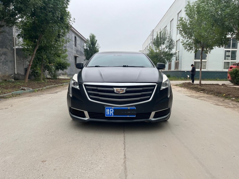 新乡13年凯迪拉克XTS1