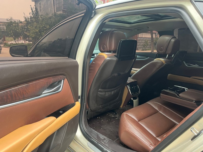 新乡13年凯迪拉克XTS4