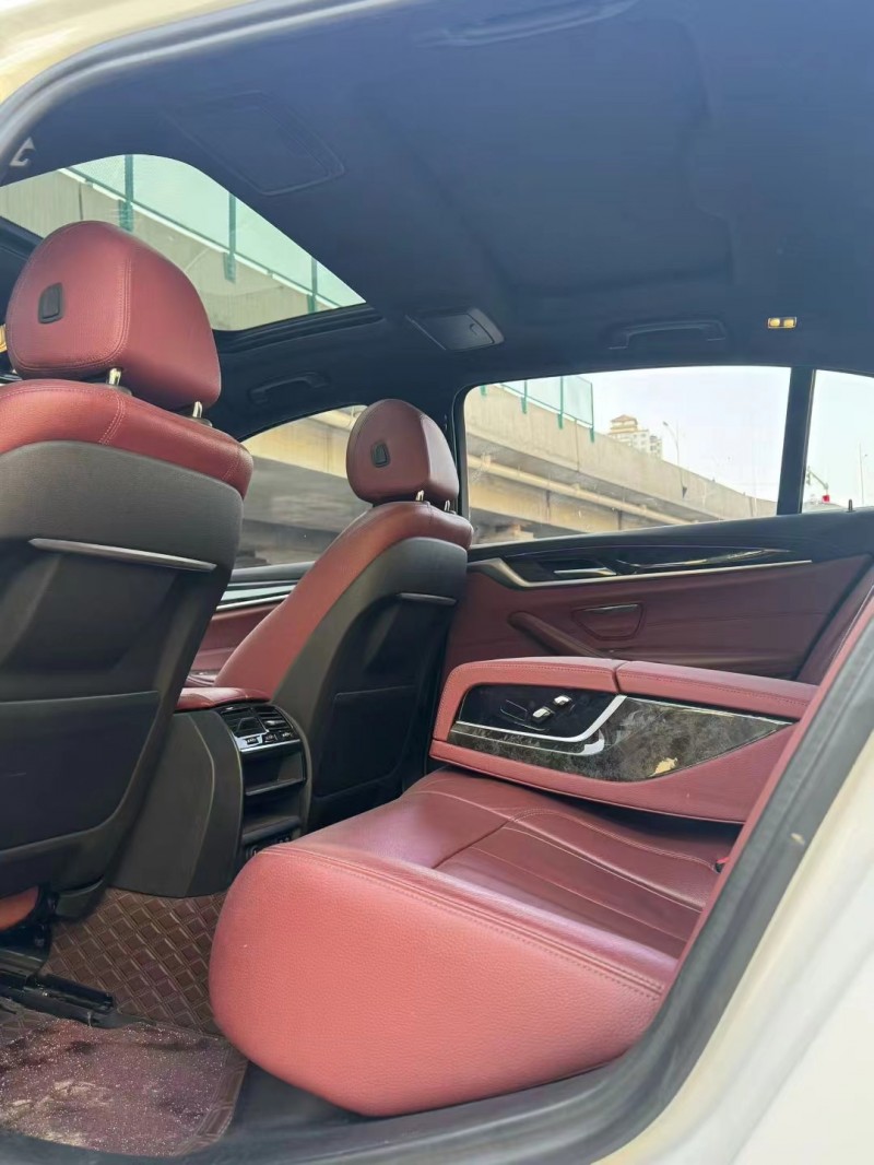 兰州20年宝马5系4