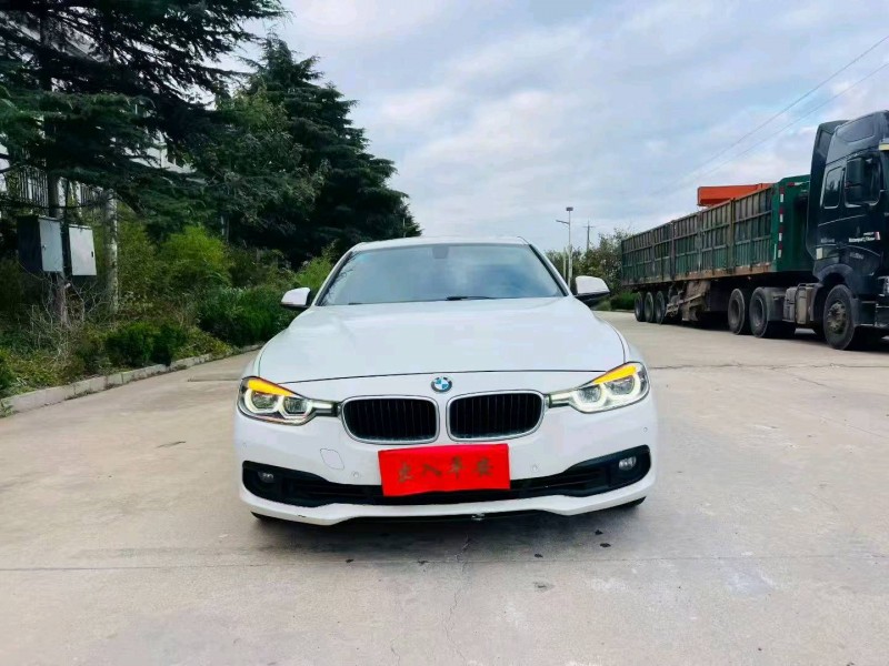 青岛16年宝马3系1