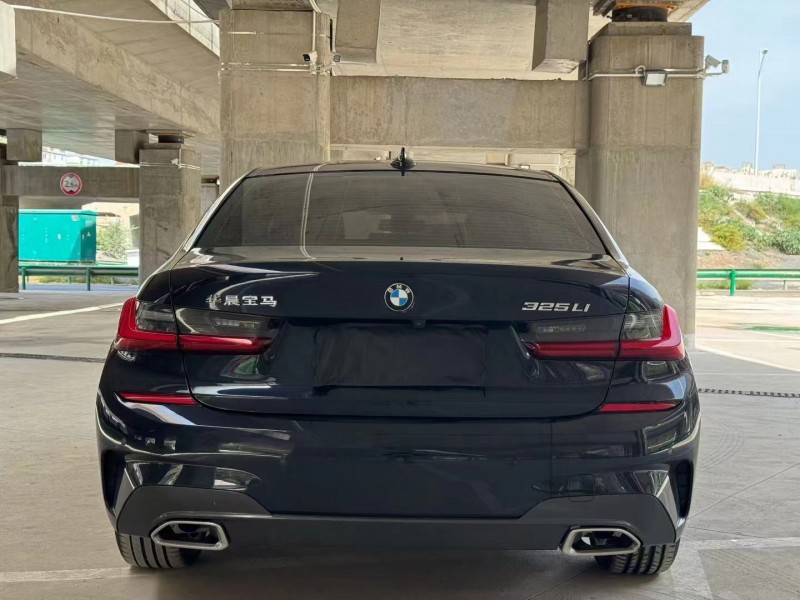 兰州22年宝马3系8