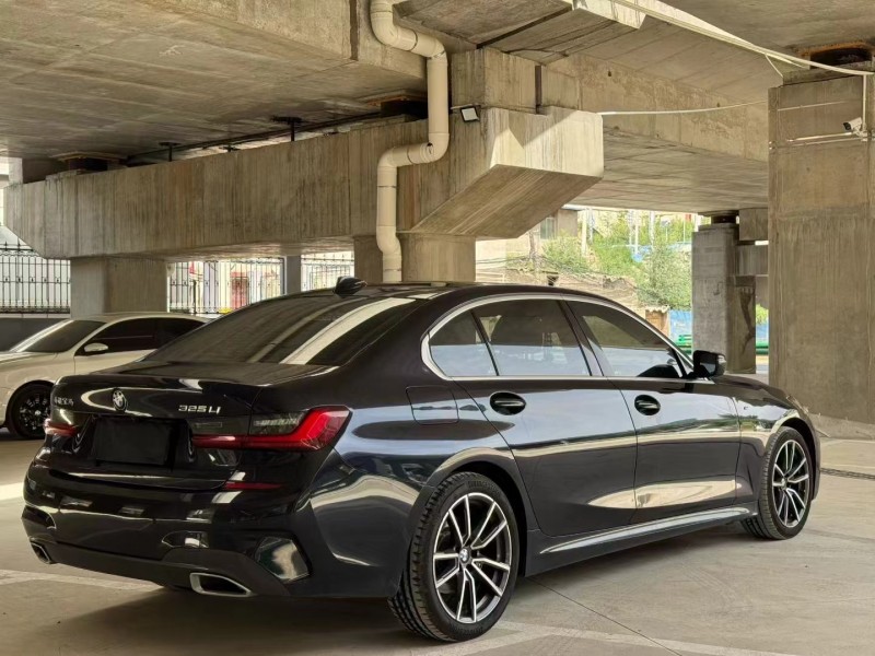 兰州22年宝马3系9