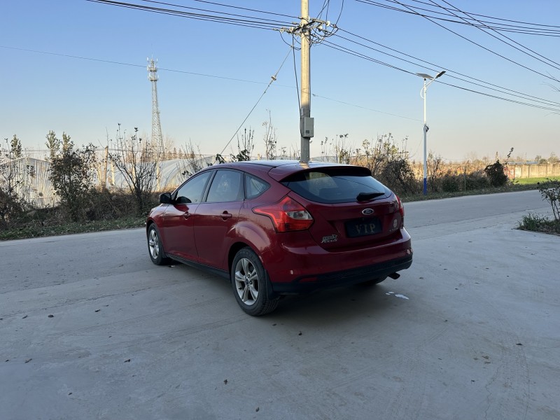徐州13年福特福克斯3