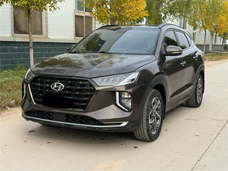 新乡20年现代途胜2