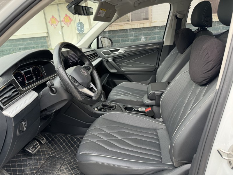 新乡24年大众途观9