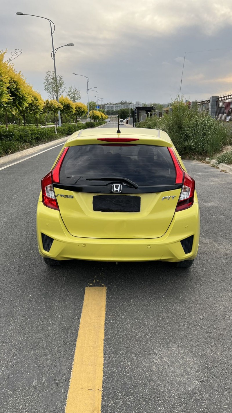 兰州17年本田飞度8