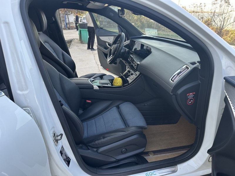 徐州21年奔驰EQC8