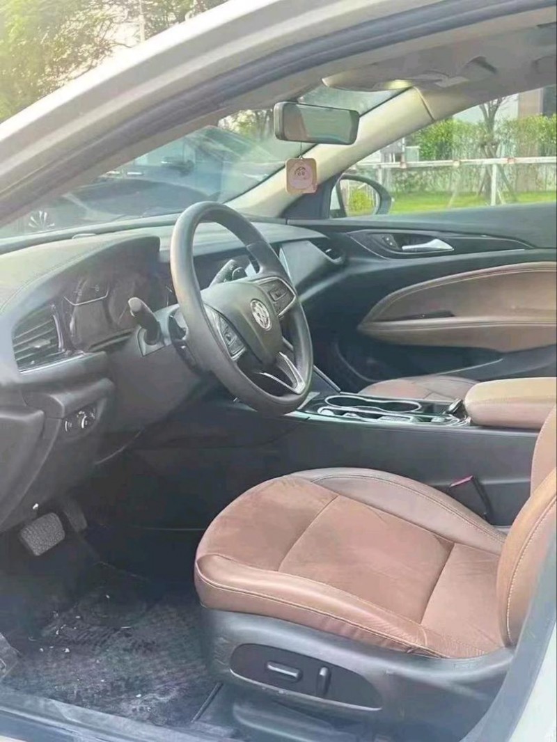 广州22年别克君威5