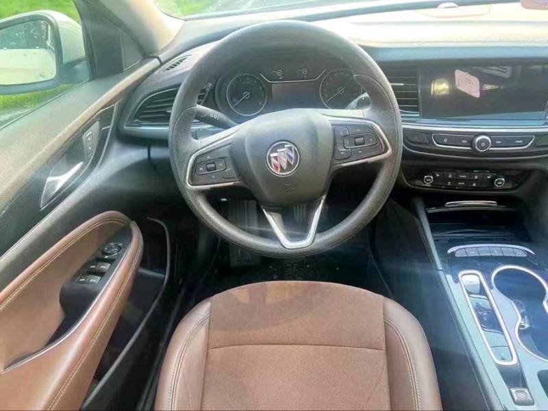 广州22年别克君威8