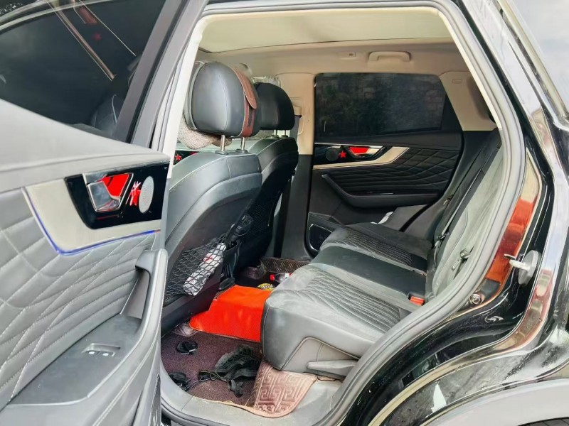 枣庄21年红旗HS58