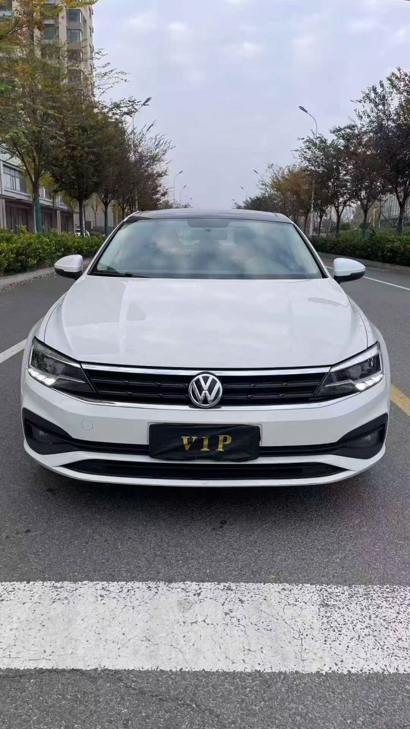 青岛20年大众凌渡1