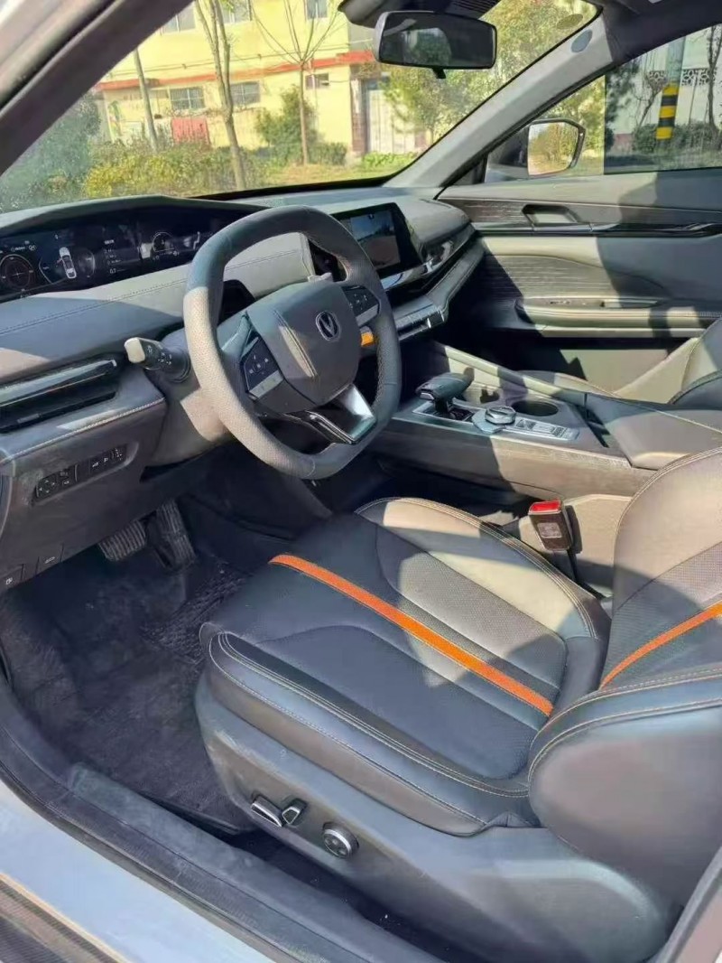 烟台25年长安汽车UNI4