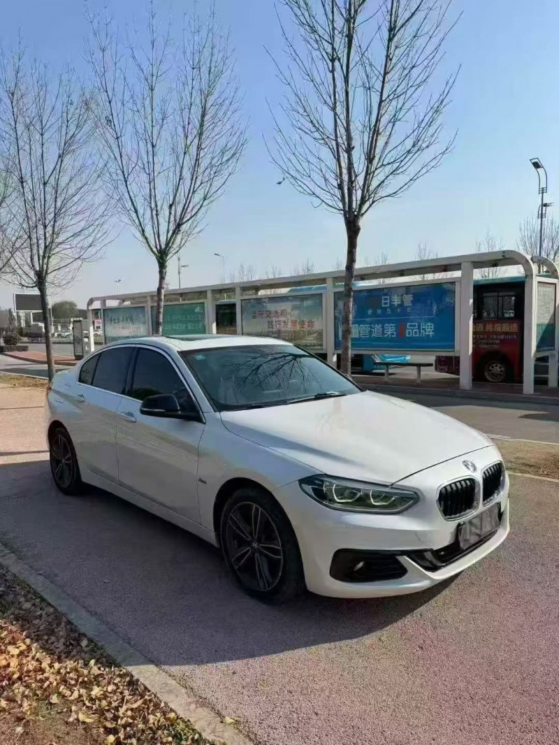 济宁18年宝马1系2