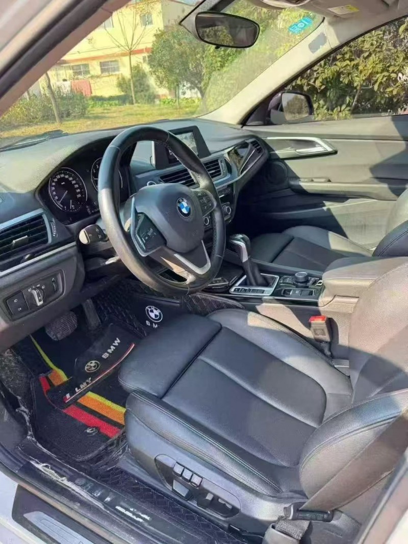 济宁18年宝马1系6