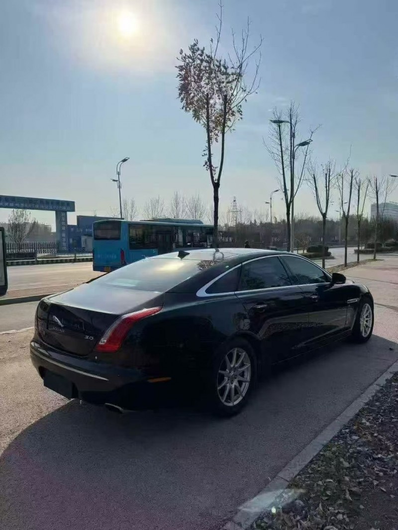 东营15年捷豹XJL7