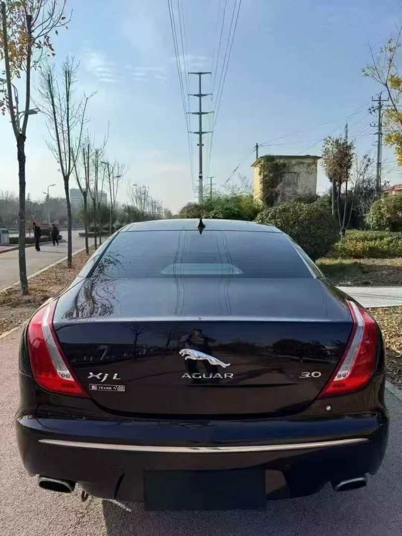东营15年捷豹XJL8