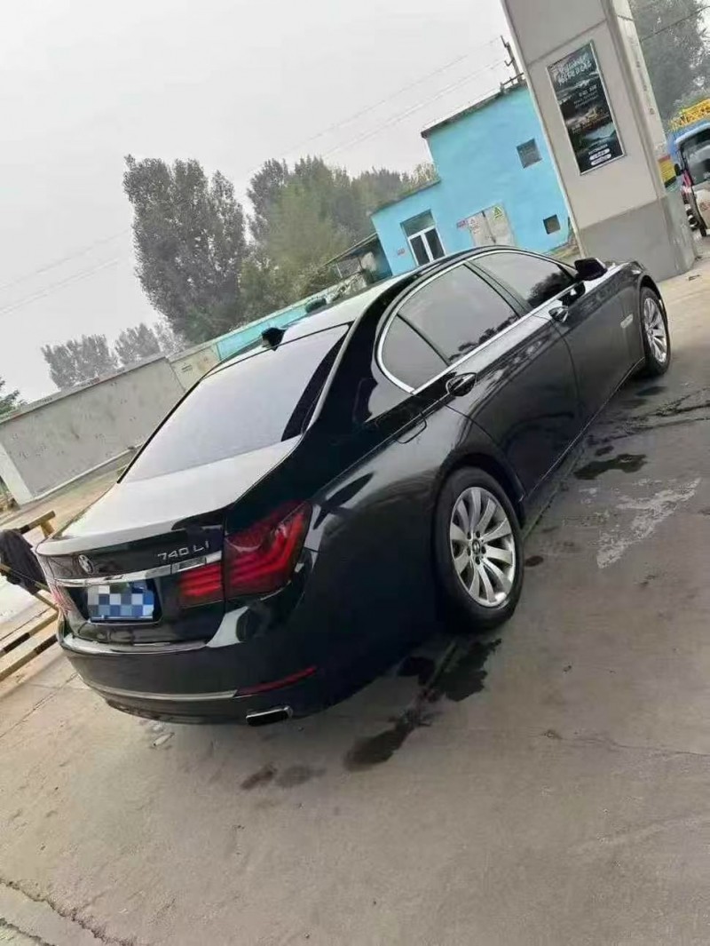 东营13年宝马7系8