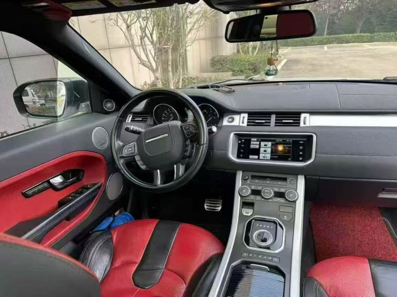 济宁12年路虎极光3