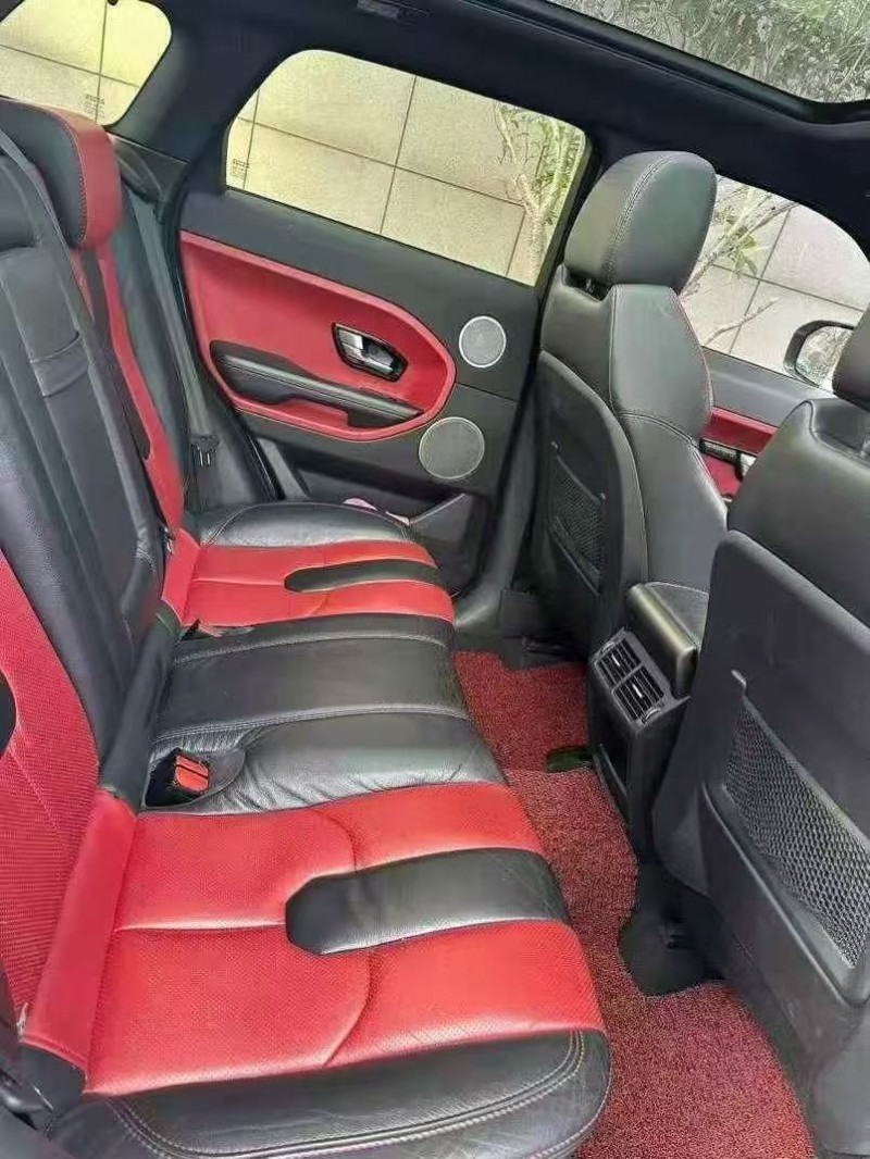 济宁12年路虎极光4