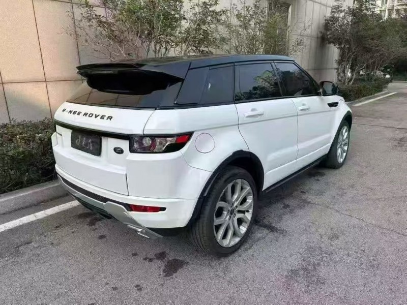 济宁12年路虎极光8