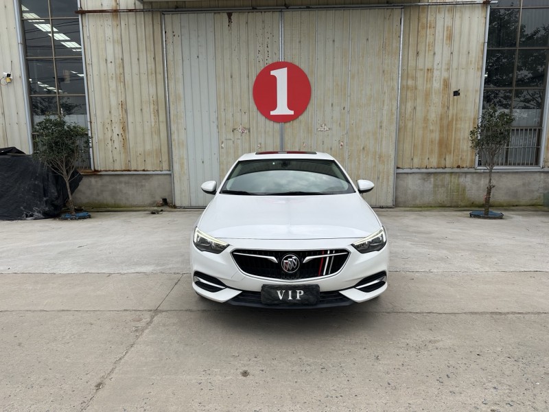 徐州20年别克君威1