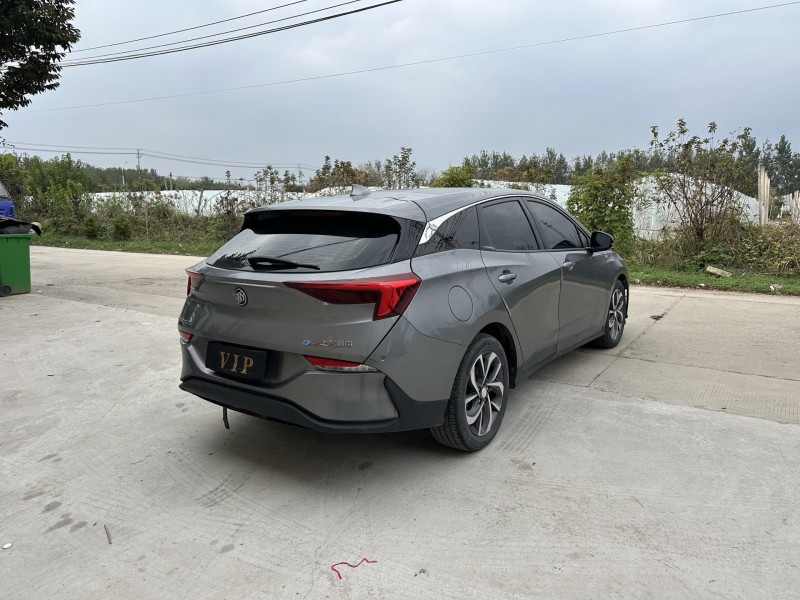 徐州21年别克微蓝4