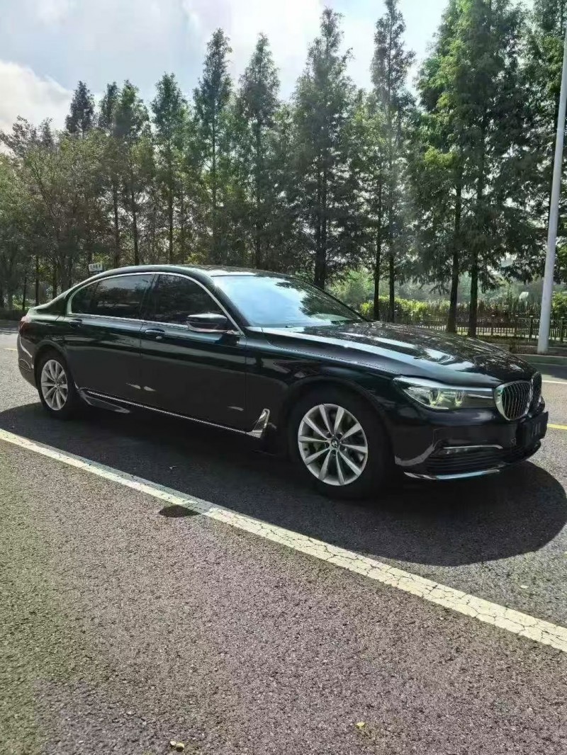 徐州16年宝马7系3