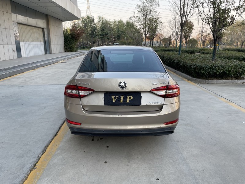 济宁18年斯柯达明锐2