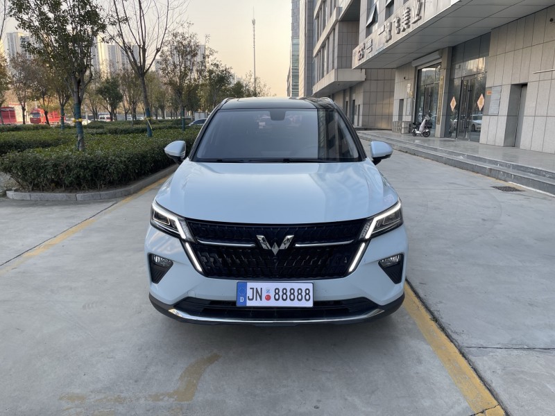 济宁22年五菱汽车星辰1