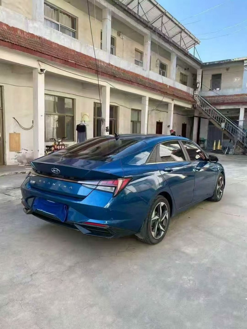 东营21年现代伊兰特8