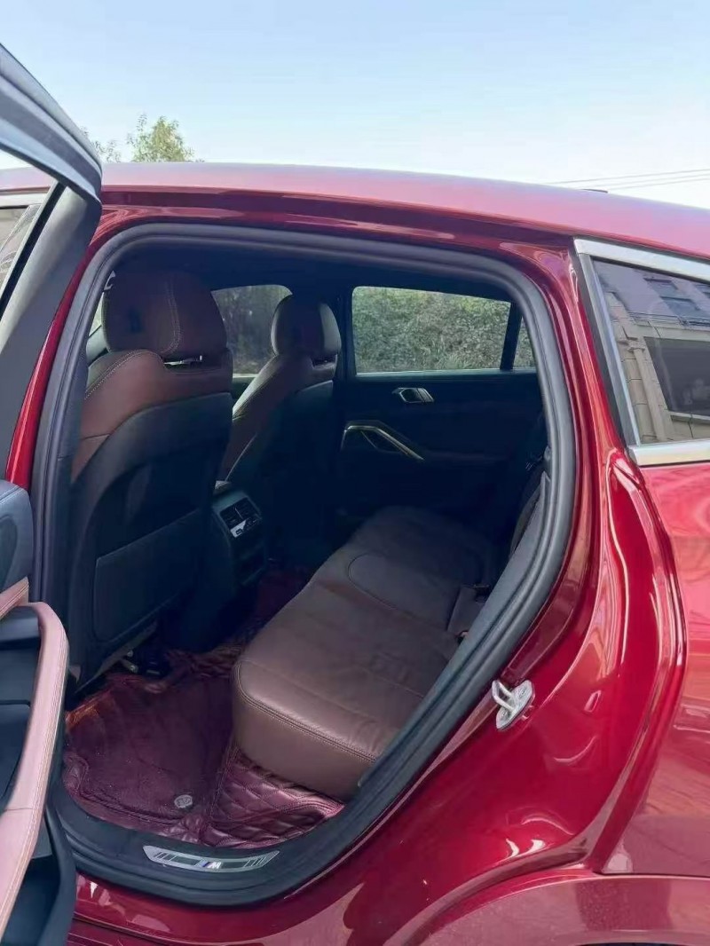 新余21年宝马X66